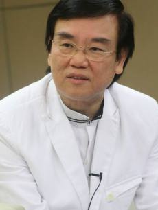 黄百鸣图片